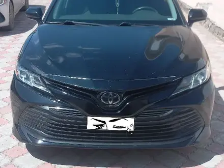 Toyota Camry 2019 года за 12 500 000 тг. в Актобе