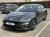 Hyundai Elantra 2024 года за 8 770 000 тг. в Уральск – фото 2