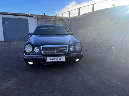 Mercedes-Benz E 230 1996 года за 2 200 000 тг. в Балхаш – фото 3