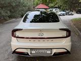 Hyundai Sonata 2020 года за 11 500 000 тг. в Алматы – фото 3
