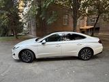 Hyundai Sonata 2020 года за 11 500 000 тг. в Алматы – фото 2