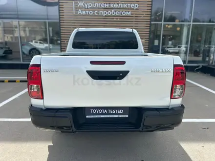 Toyota Hilux 2024 года за 22 990 000 тг. в Актобе – фото 4