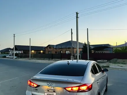 Hyundai Elantra 2017 года за 4 500 000 тг. в Атырау – фото 7