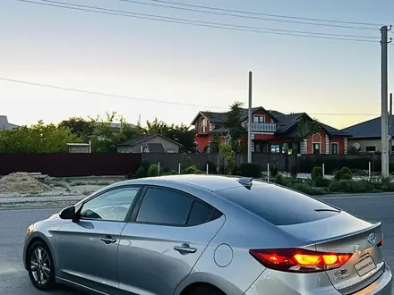 Hyundai Elantra 2017 года за 4 500 000 тг. в Атырау – фото 6
