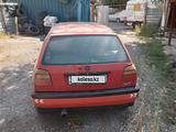 Volkswagen Golf 1993 годаfor750 000 тг. в Алматы – фото 4