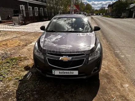 Chevrolet Cruze 2013 года за 3 700 000 тг. в Петропавловск – фото 3
