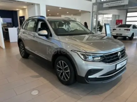 Volkswagen Tiguan 2022 года за 20 000 000 тг. в Алматы