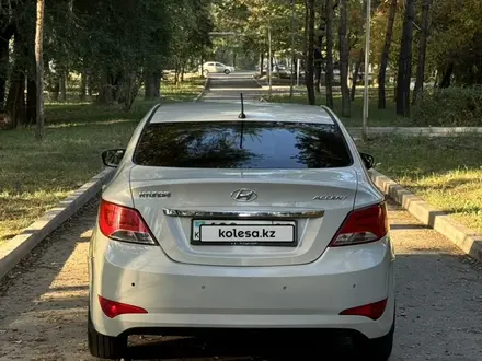 Hyundai Accent 2015 года за 6 000 000 тг. в Алматы – фото 2