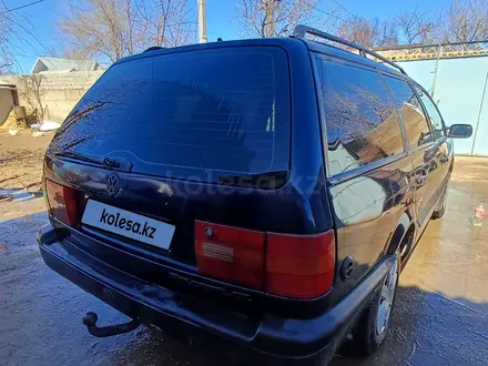 Volkswagen Passat 1995 года за 1 800 000 тг. в Шымкент – фото 7
