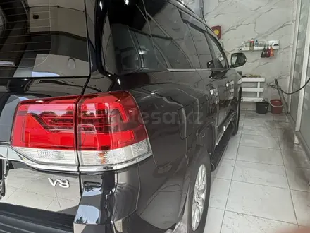 Toyota Land Cruiser 2020 года за 36 500 000 тг. в Алматы – фото 2