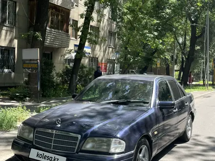Mercedes-Benz C 280 1996 года за 2 200 000 тг. в Алматы