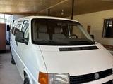 Volkswagen Transporter 2001 года за 5 600 000 тг. в Шымкент