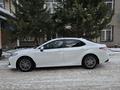 Toyota Camry 2021 года за 14 600 000 тг. в Усть-Каменогорск – фото 6