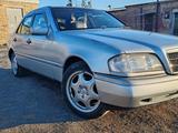 Mercedes-Benz C 200 1995 года за 2 000 000 тг. в Караганда