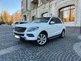 Mercedes-Benz ML 400 2014 годаүшін17 500 000 тг. в Алматы – фото 2