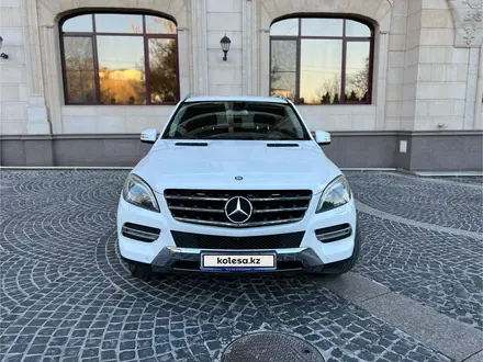 Mercedes-Benz ML 400 2014 года за 17 500 000 тг. в Алматы – фото 3