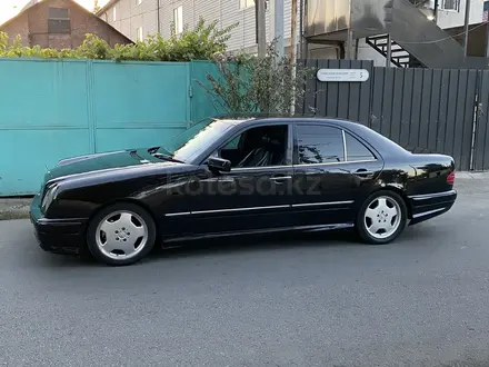 Mercedes-Benz E 320 1997 года за 2 700 000 тг. в Алматы – фото 5
