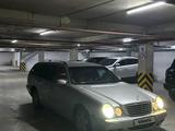 Mercedes-Benz E 270 1999 года за 1 850 000 тг. в Астана – фото 2