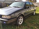 Volkswagen Passat 1988 годаүшін1 500 000 тг. в Алматы