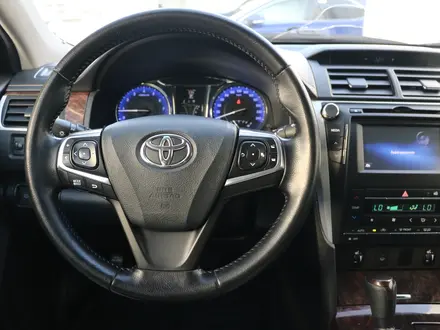 Toyota Camry 2016 года за 9 850 000 тг. в Астана – фото 11