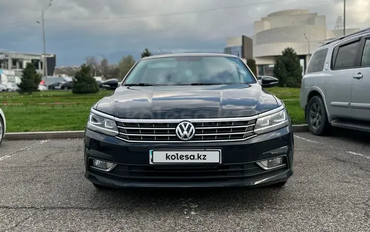 Volkswagen Passat 2016 года за 10 000 000 тг. в Алматы