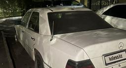 Mercedes-Benz E 220 1997 года за 1 350 000 тг. в Астана – фото 5