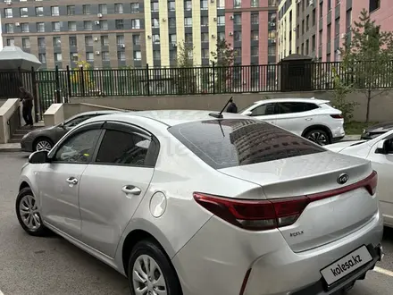 Kia Rio 2021 года за 5 999 999 тг. в Астана – фото 3