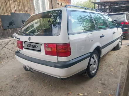 Volkswagen Passat 1995 года за 1 650 000 тг. в Алматы – фото 11