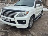 Lexus LX 570 2015 годаfor26 200 000 тг. в Астана