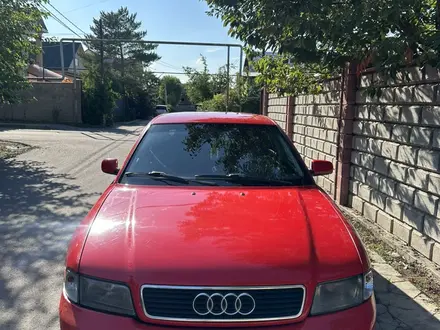 Audi A4 1996 года за 2 500 000 тг. в Алматы – фото 4