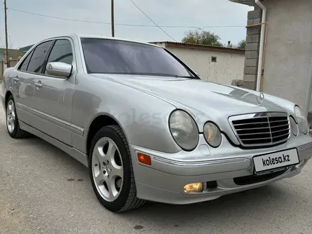 Mercedes-Benz E 320 2000 года за 5 800 000 тг. в Шиели – фото 3