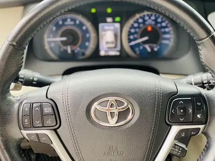 Toyota Sienna 2018 года за 14 700 000 тг. в Алматы – фото 16