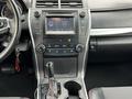 Toyota Camry 2017 года за 8 650 000 тг. в Актобе – фото 6