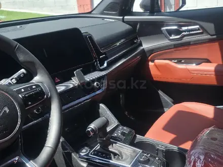 Kia Sportage 2025 года за 17 300 000 тг. в Алматы – фото 24