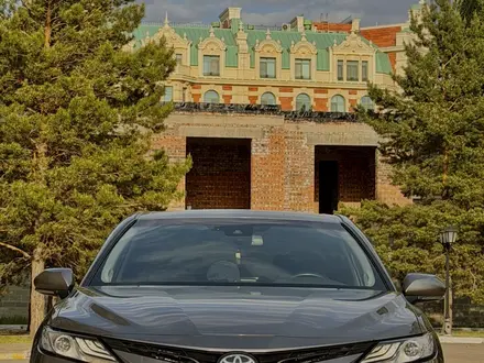 Toyota Camry 2023 года за 17 000 000 тг. в Астана