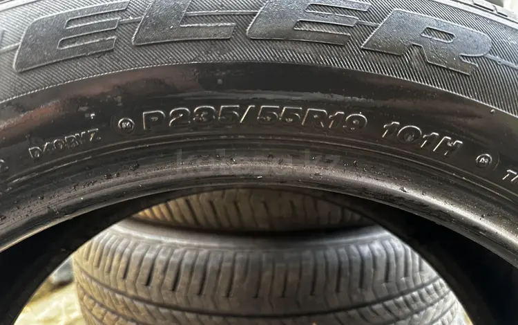 Шины Bridgestone Dueler H/L 400 235/55 R19 101H за 240 000 тг. в Алматы