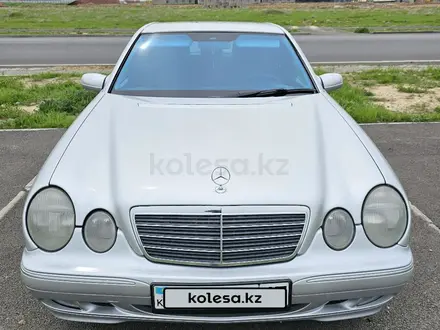 Mercedes-Benz E 240 2001 года за 4 700 000 тг. в Шымкент – фото 13
