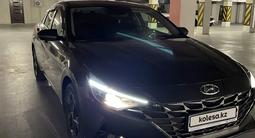 Hyundai Elantra 2022 года за 11 100 000 тг. в Актау – фото 2