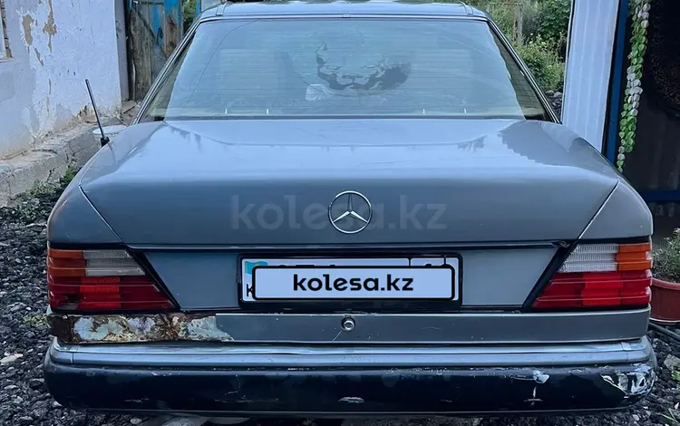 Mercedes-Benz E 230 1990 года за 950 000 тг. в Талдыкорган