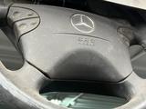 Привозной оригинальный руль MERCEDES BENZ за 5 500 тг. в Алматы