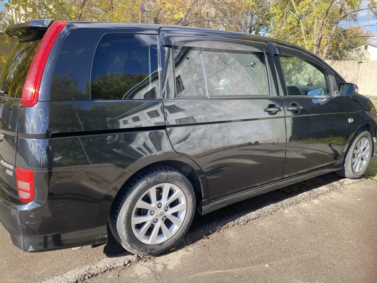Toyota ISis, 2010