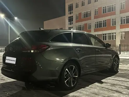 Hyundai i30 2022 года за 9 900 000 тг. в Астана – фото 3