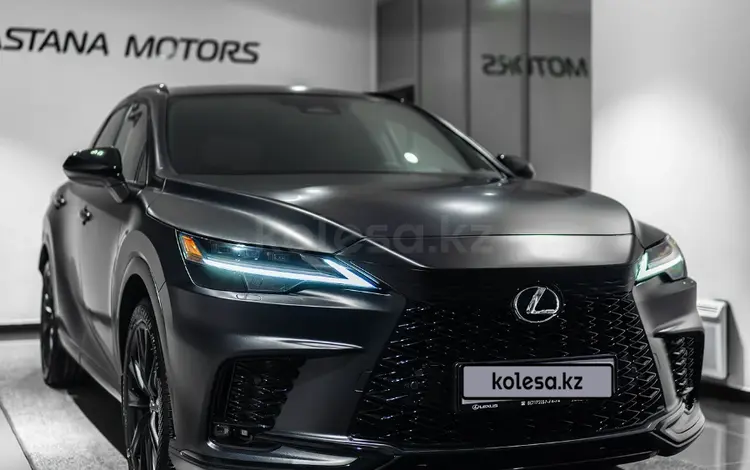 Lexus RX 500h 2022 года за 48 000 000 тг. в Астана