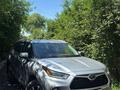 Toyota Highlander 2022 года за 23 500 000 тг. в Шымкент – фото 2