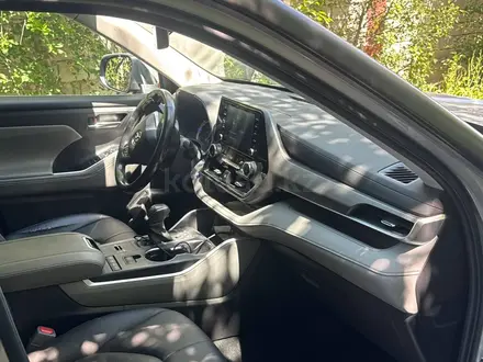 Toyota Highlander 2022 года за 23 500 000 тг. в Шымкент – фото 6