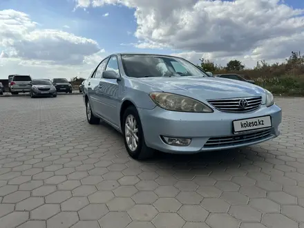 Toyota Camry 2005 года за 4 900 000 тг. в Караганда – фото 4