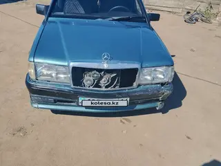 Mercedes-Benz 190, 1989