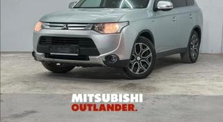 Mitsubishi Outlander 2014 года за 9 500 000 тг. в Актау