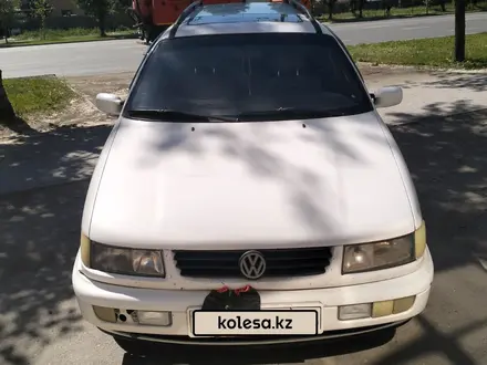 Volkswagen Passat 1996 года за 2 000 000 тг. в Семей – фото 3