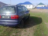 Volkswagen Sharan 1996 года за 1 200 000 тг. в Актобе – фото 4